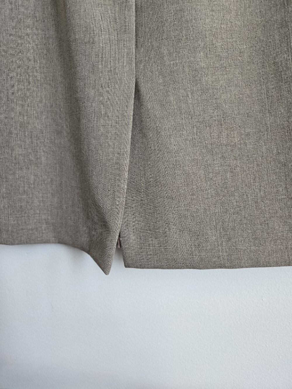 Kasper Taupe Sleeveless Sheath Dress | Size 6 - Picture 4 of 8